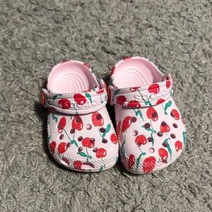 CROCS Kids Pink Cherry Pattern Clogs